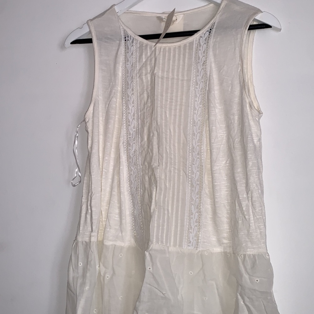 Size small Adiva Lace Ruffle Top - Picture 2 of 6